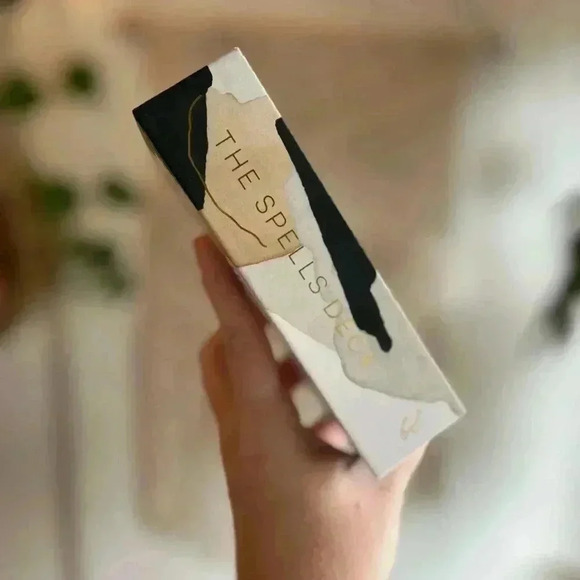 The Spells Deck oracle cards witchcraft magick book deck - Picture 2 of 5